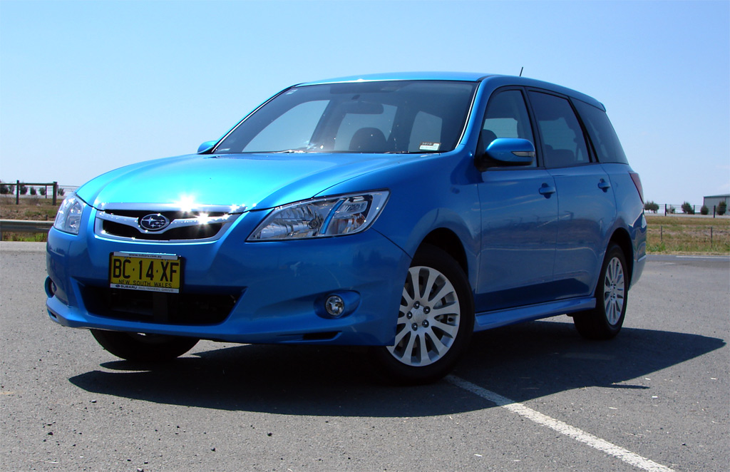 Subaru Liberty Exiga Review & Road Test - photos | CarAdvice