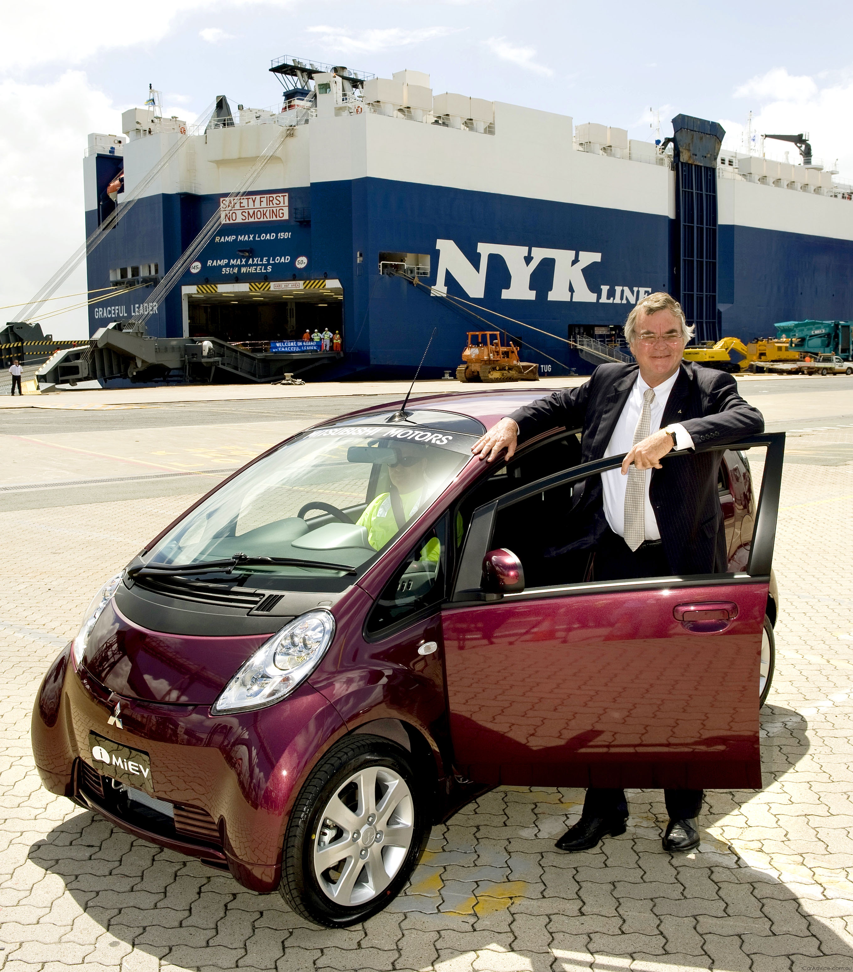 Mitsubishi I Miev Review Driving An Electric Car