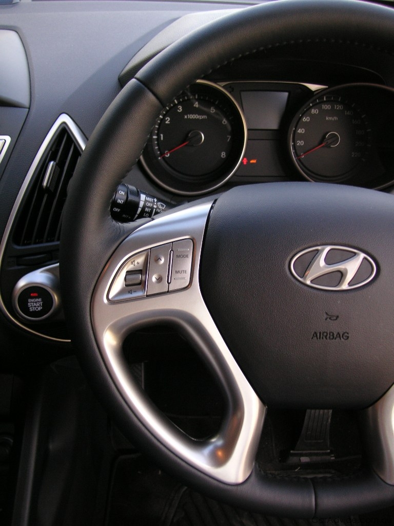 Hyundai ix35 Review & Road Test - photos | CarAdvice
