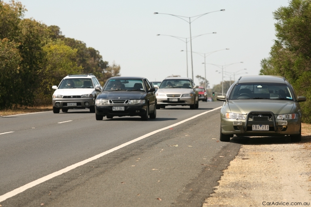 Mobile speed cameras in NSW to boost revenue to 570m Photos (1 of 2)