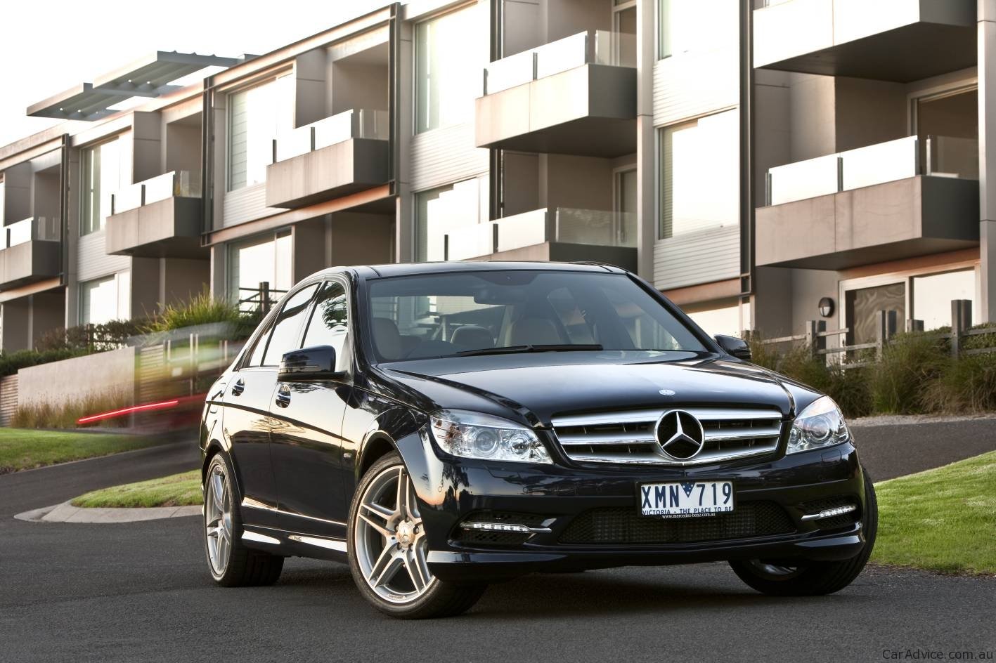 2010 Mercedes-Benz C-Class range adds value - photos ...
