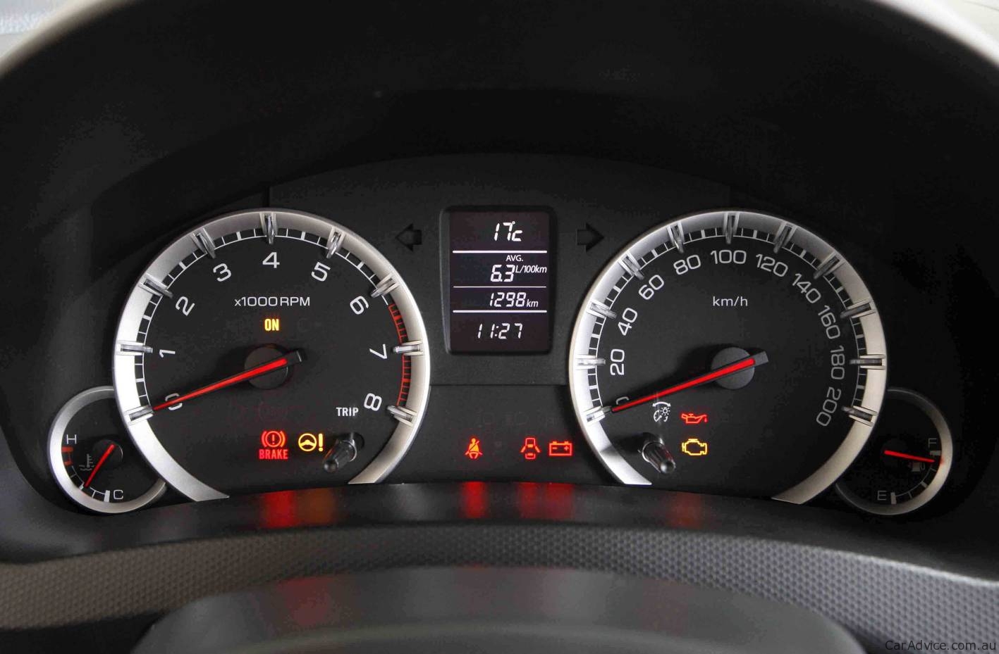 2011 Suzuki Swift interior revealed in new images - photos | CarAdvice