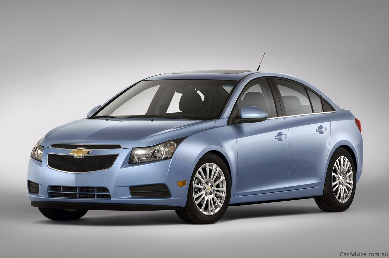 Chevrolet Cruze Eco: Fuel Saving Adjustable Shutter Grille - Photos 