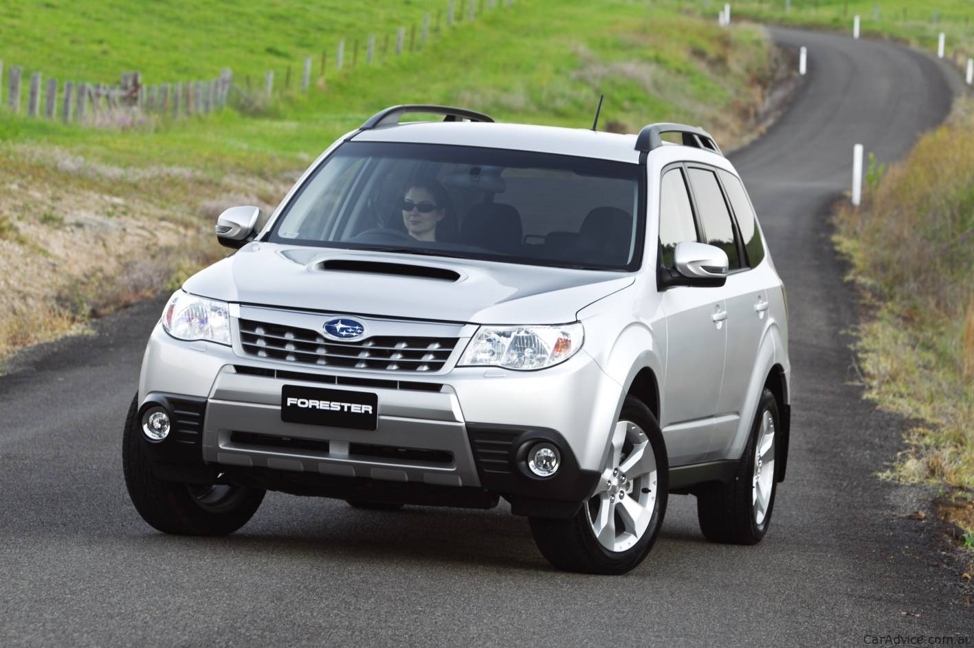 2011 Subaru Forester range updated for Australia photos