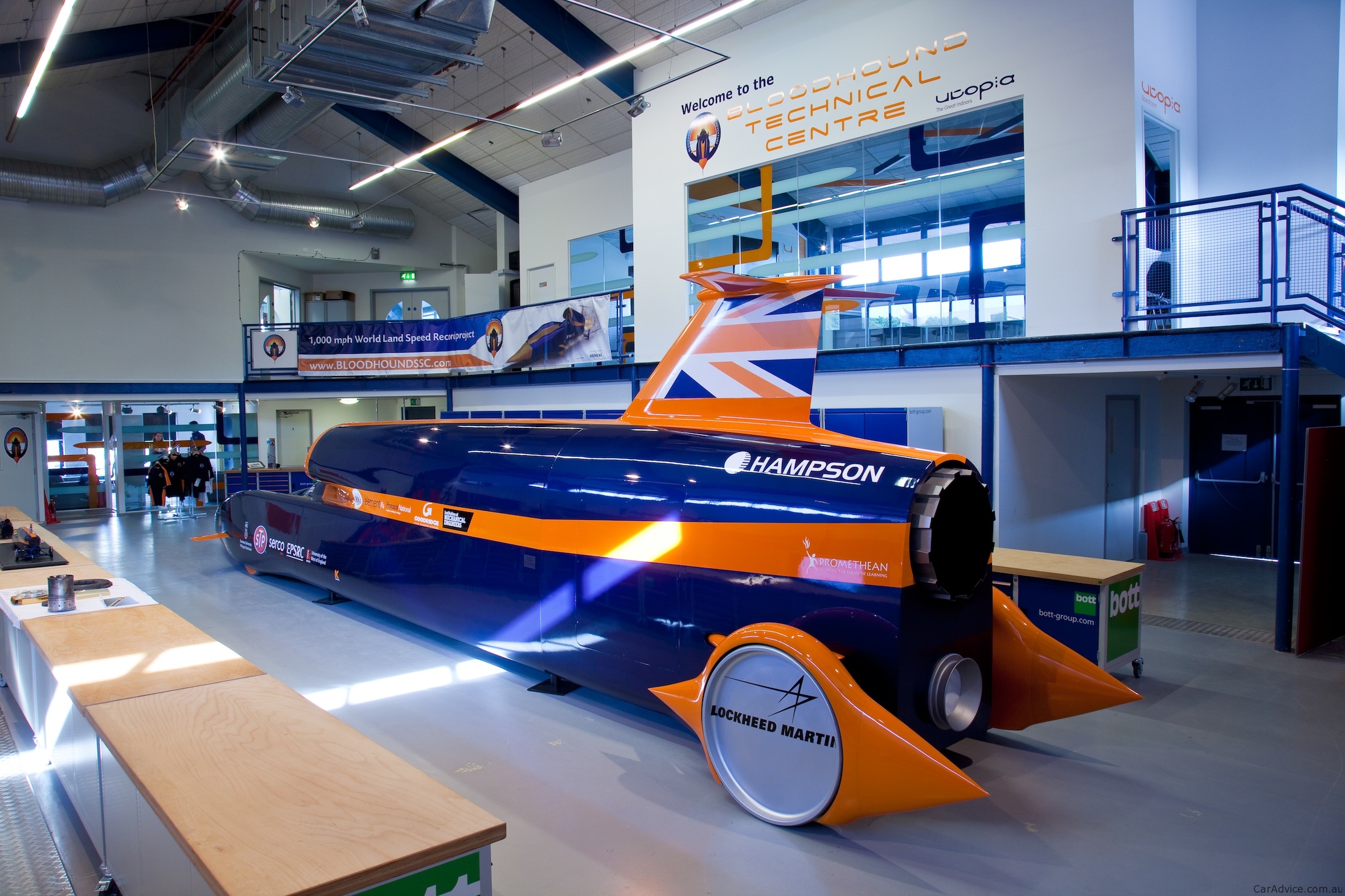 Bloodhound SSC 1609 РєРј С‡