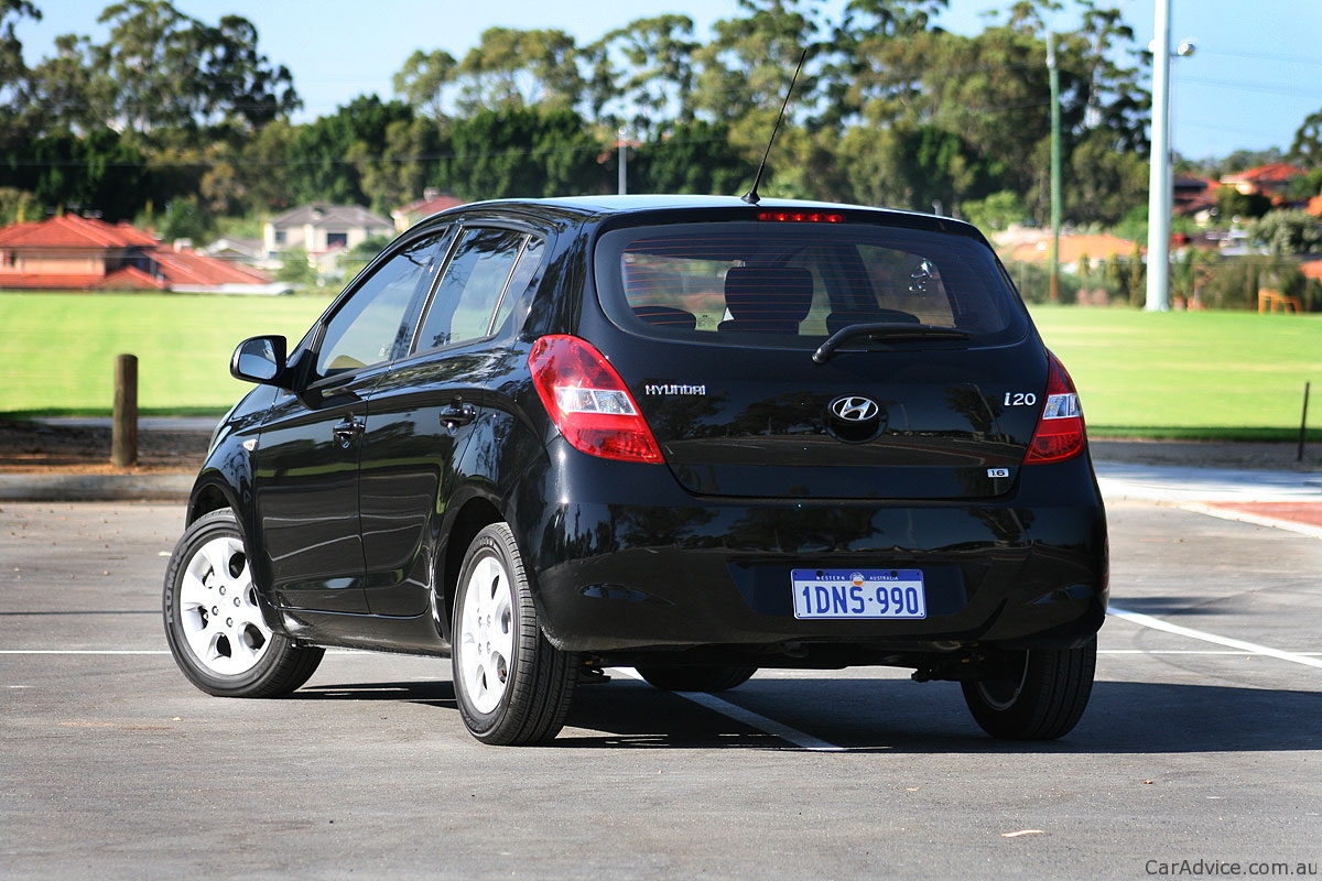 2011 Hyundai i20 Review photos CarAdvice