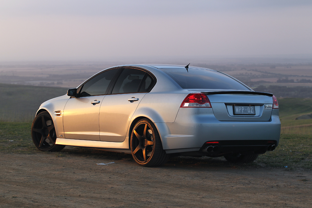 2011 Walkinshaw Performance Series II SS Commodore Review - photos ...