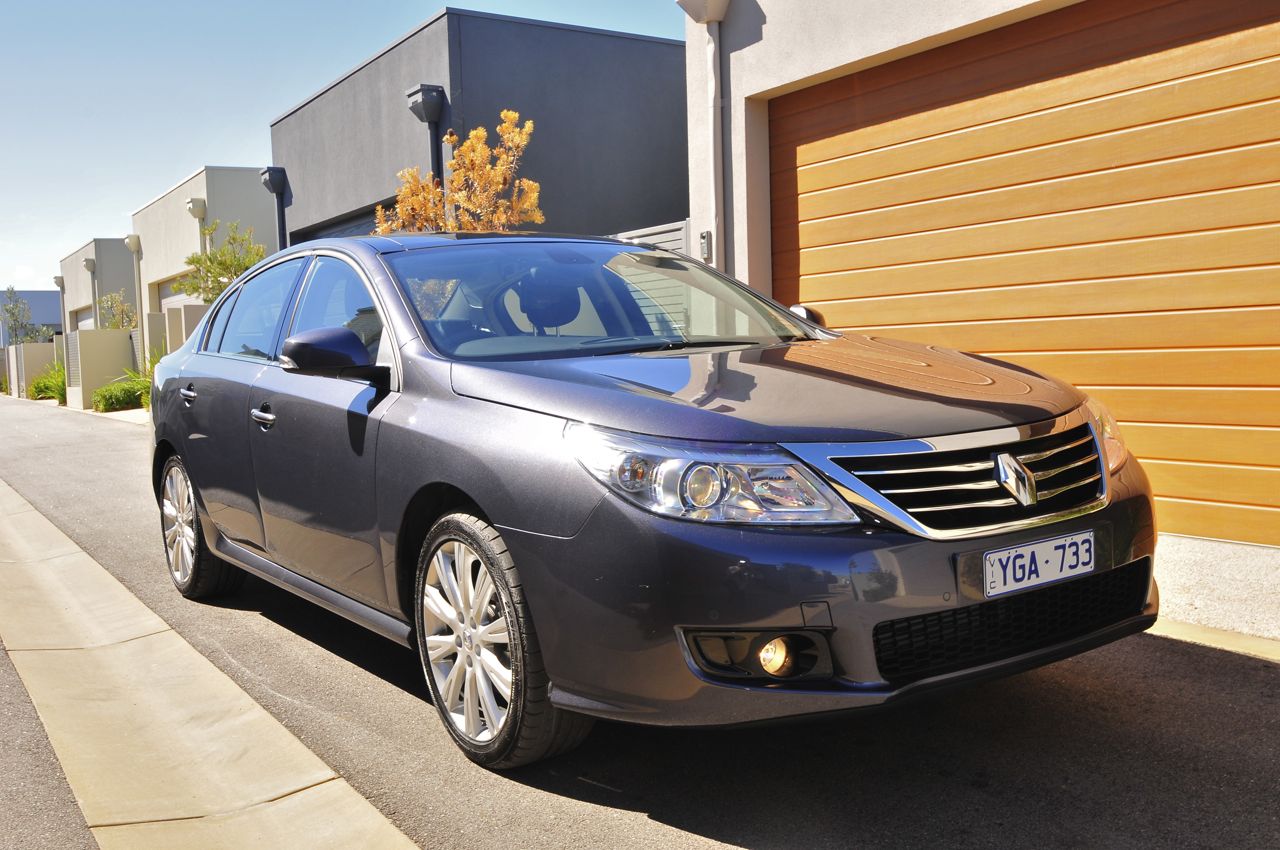 Renault latitude i