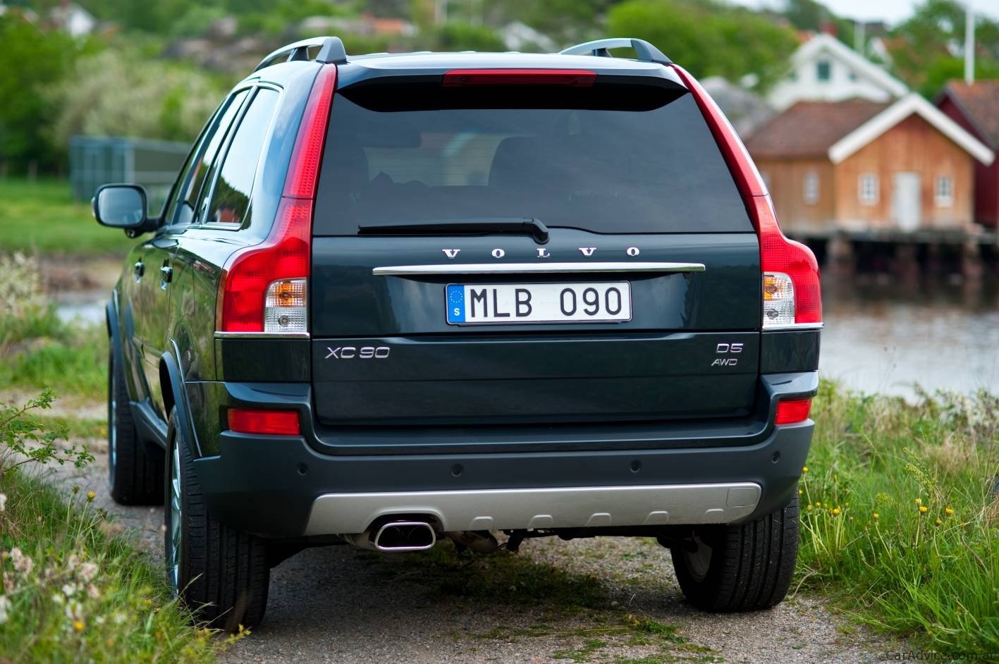 2012 Volvo XC90 update on sale in Australia photos