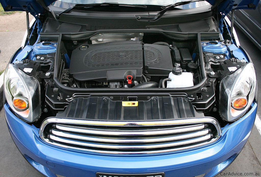 MINI Cooper D Countryman Review - photos | CarAdvice