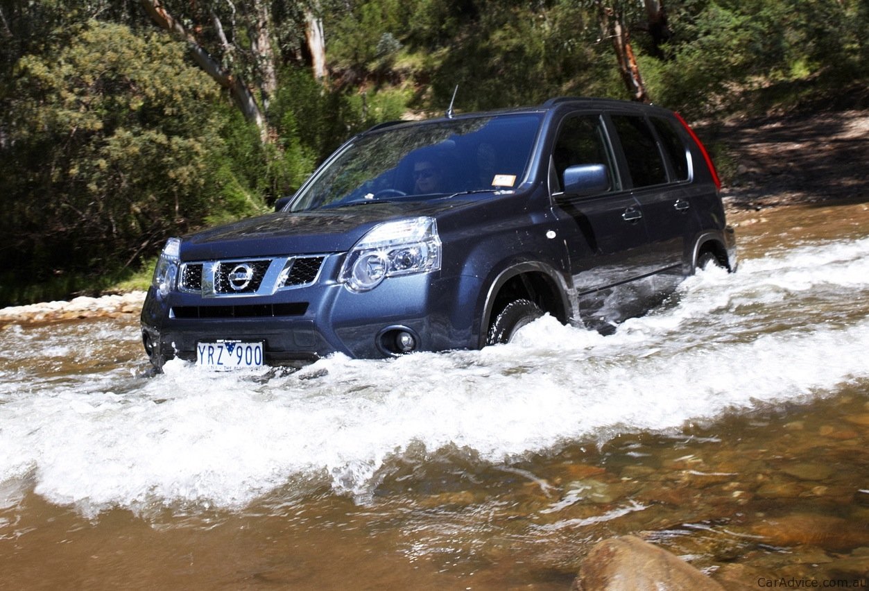  Nissan  X  Trail  Pathfinder Off road  Review photos 