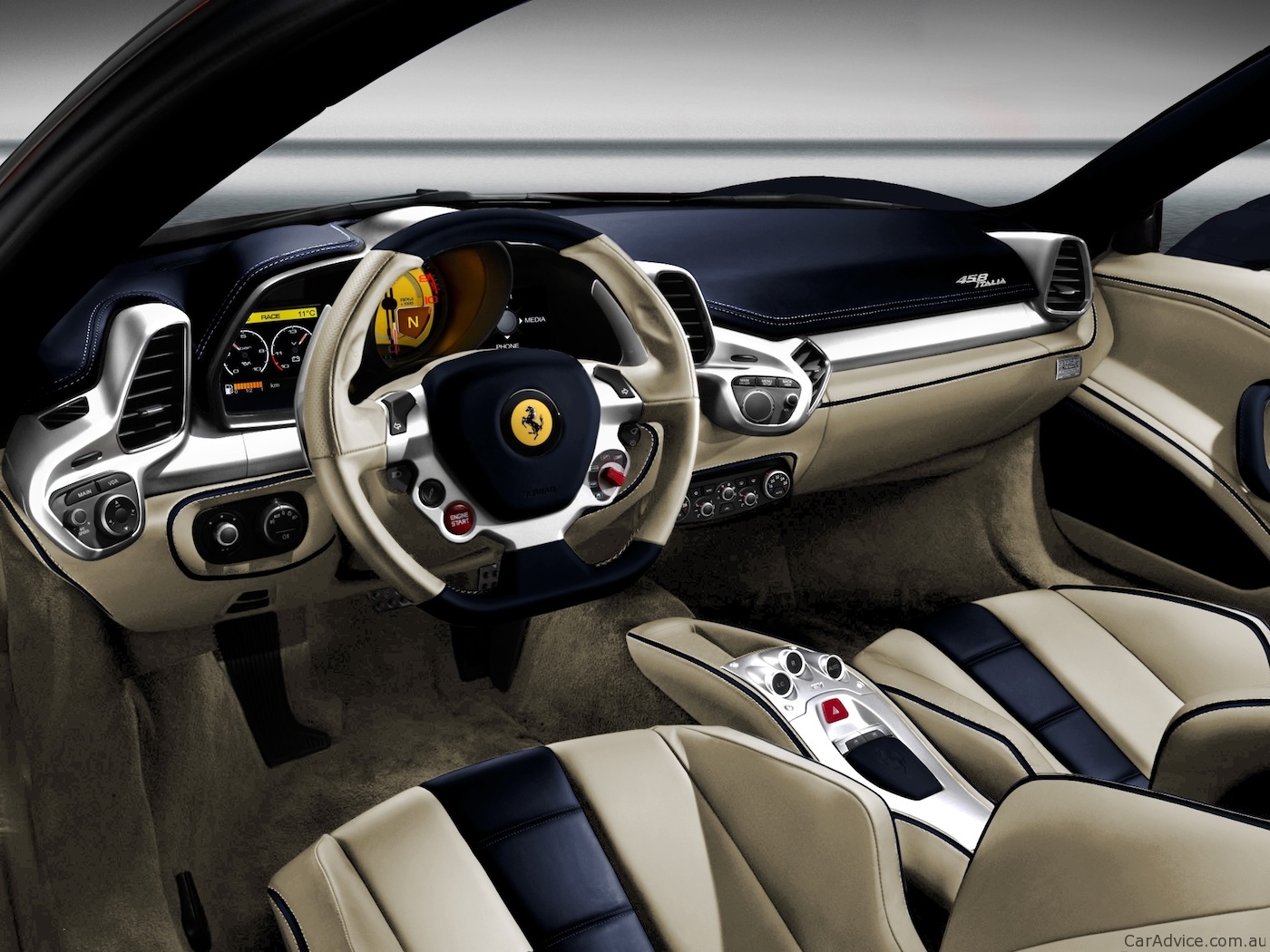 Ferrari FF Salon