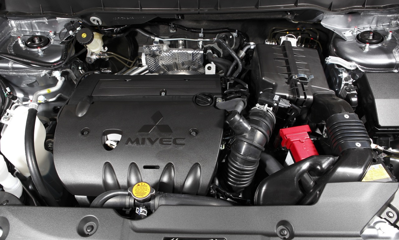Митсубиси асх какой двигатель. Двигатель Mitsubishi ASX 1.6 2013. Двигатель Митсубиси АСХ 1.6. Mitsubishi ASX 1.8 двигатель. Двигатель Митсубиси АСХ 1.8.