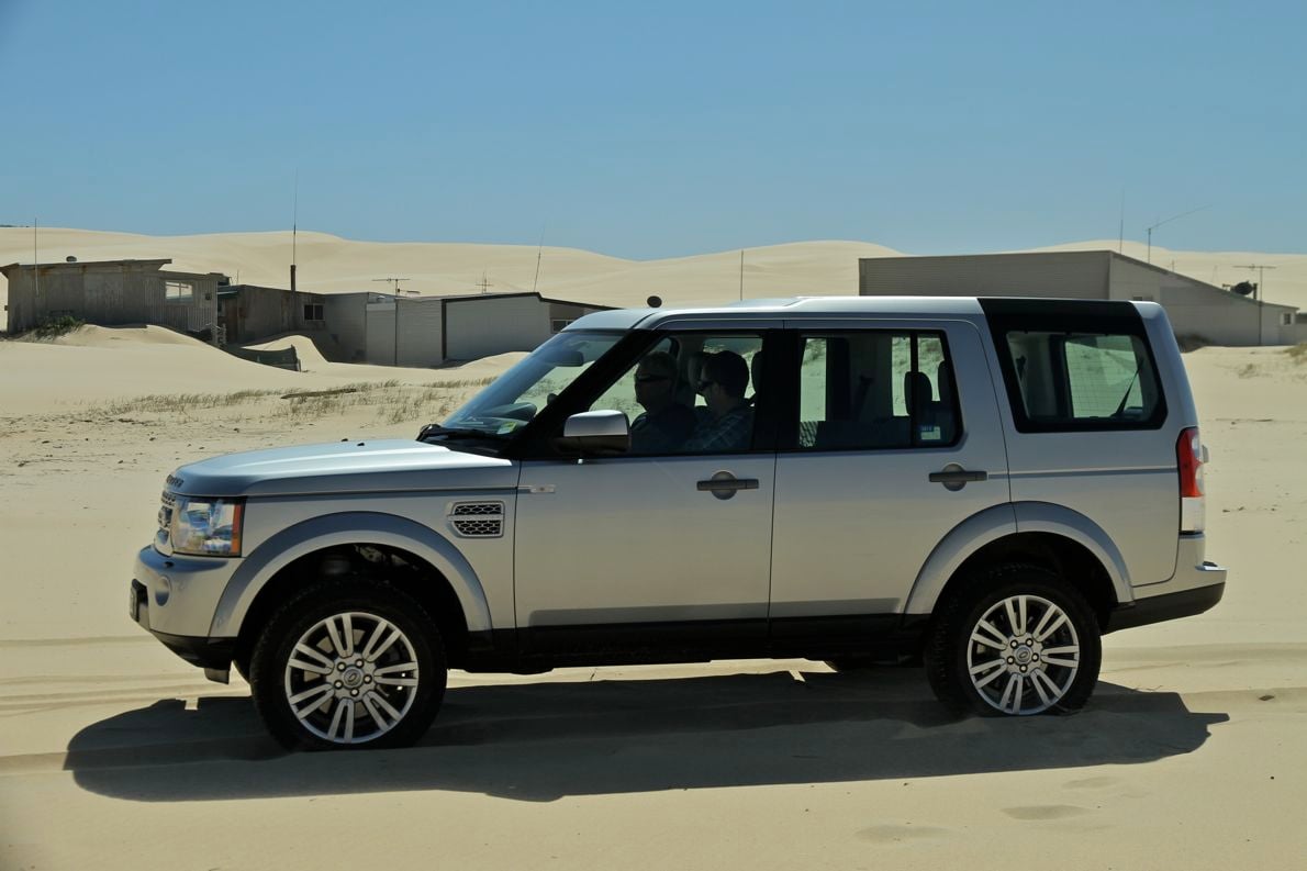 Land Rover Discovery 4 Review - photos | CarAdvice