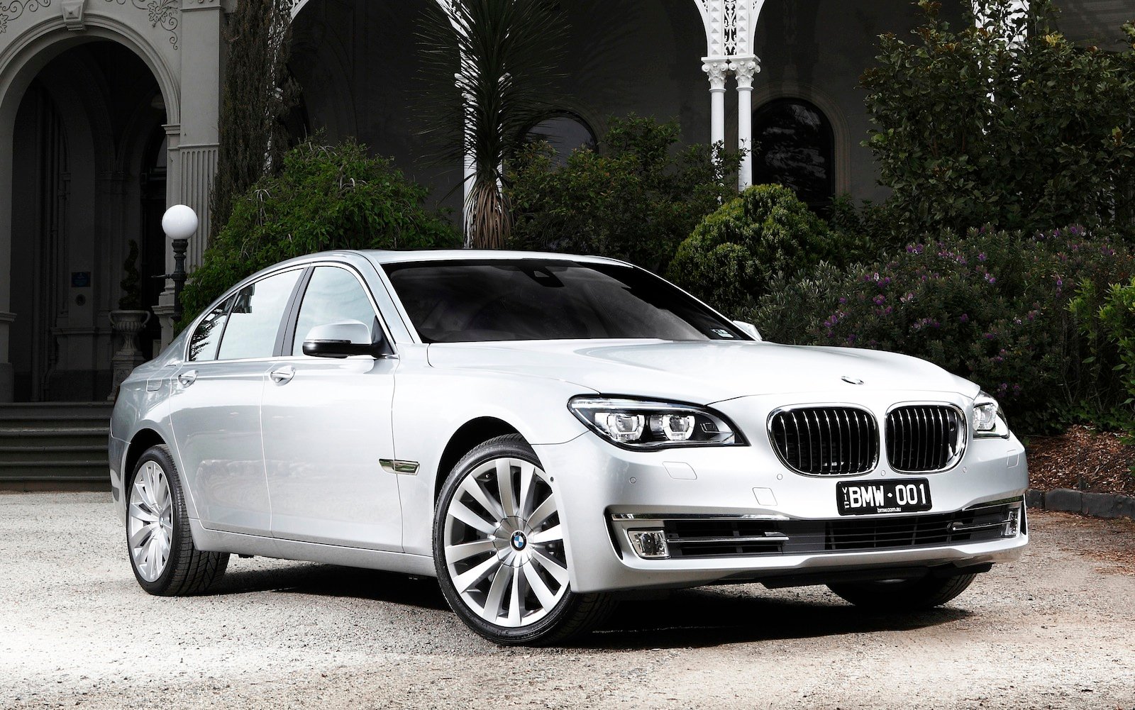2013 BMW 7 Series: pricing and specifications - photos ...
