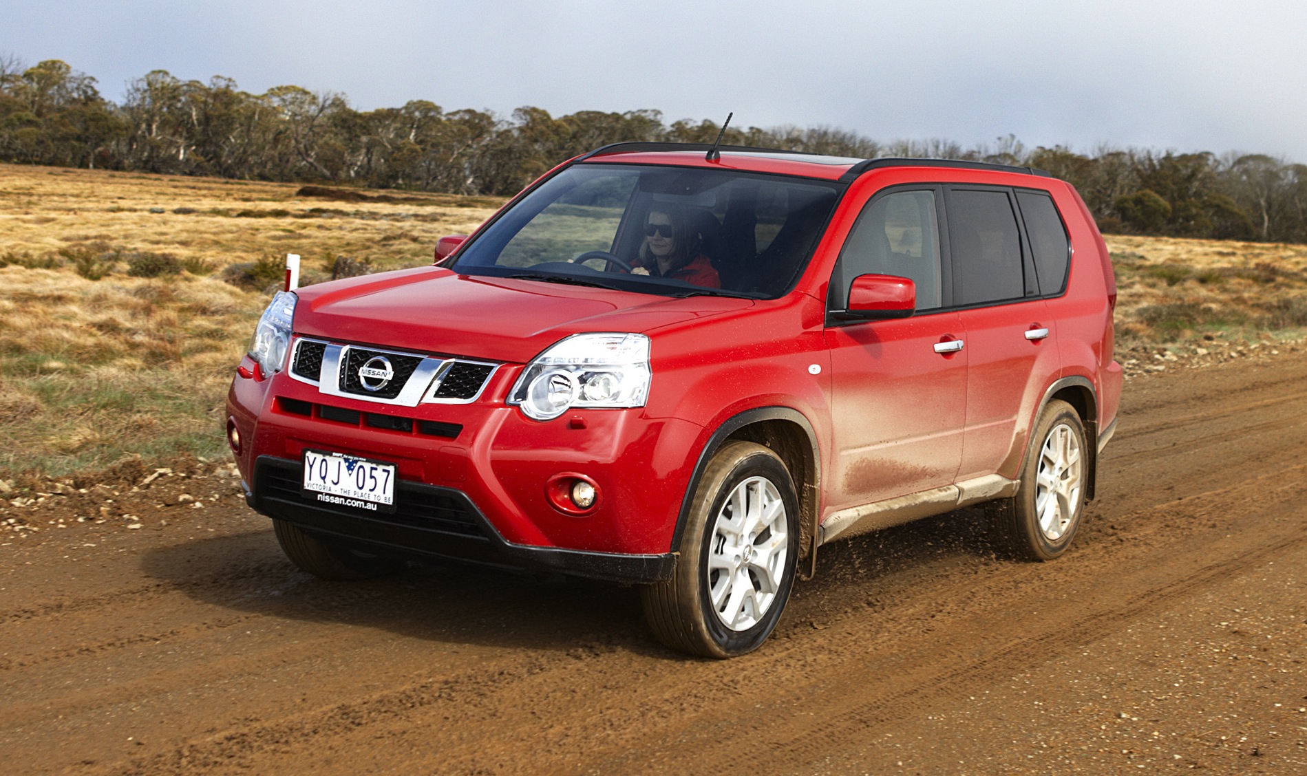 Nissan X Trail main image