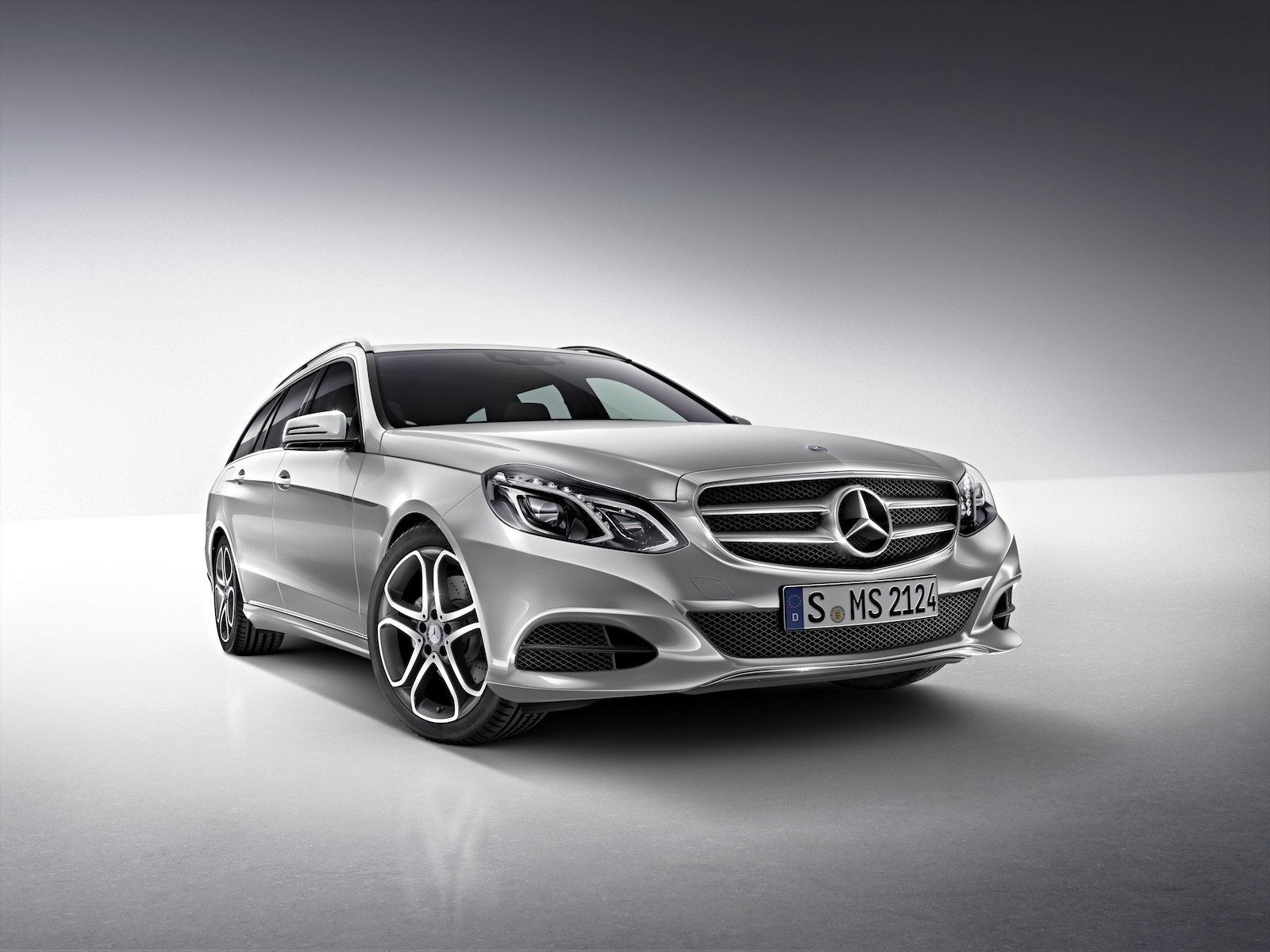 2013 Mercedes-Benz E-Class: E220 CDI, E400 Estate late Oz additions ...