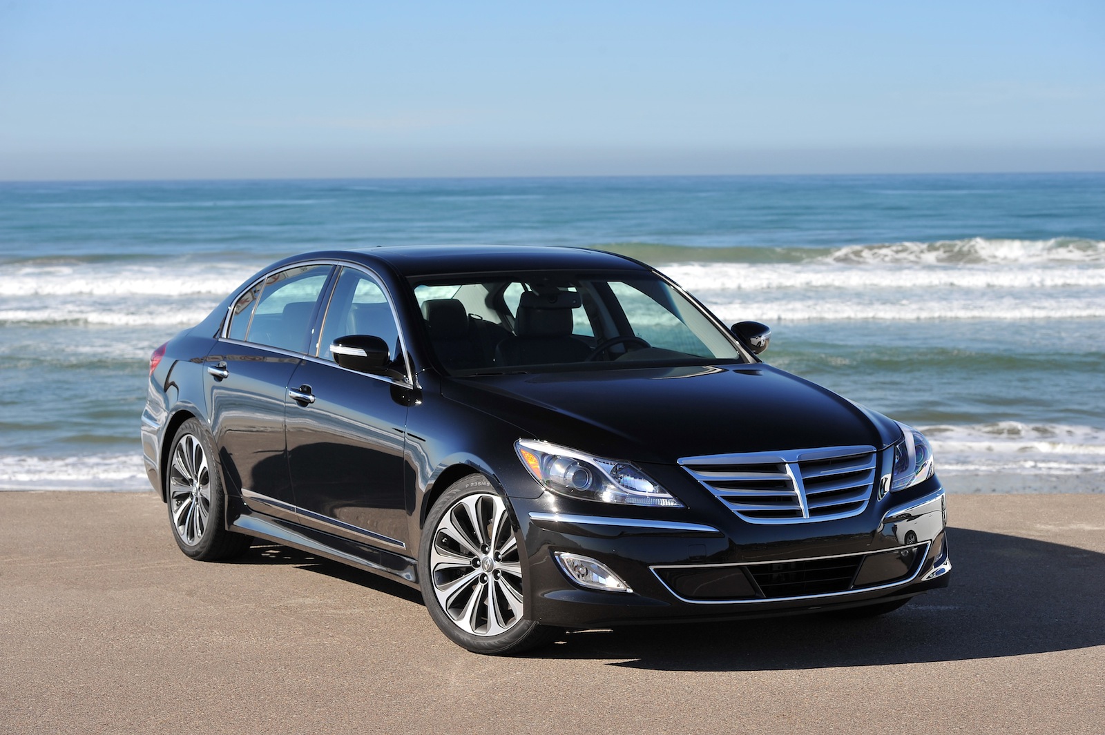 Hyundai Genesis R Spec Review.Hyundai Genesis V8 R Spec Review CarAdvice. 2015 Hyundai Genesis 