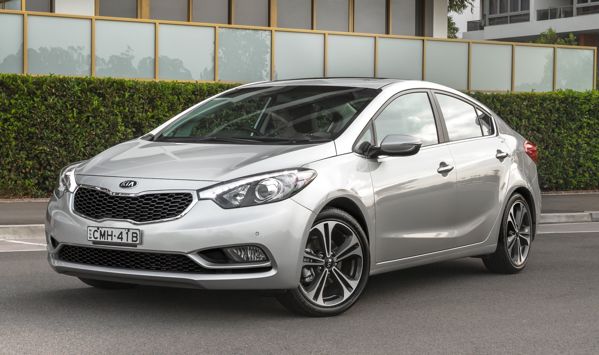 Kia cerato 3 дверная