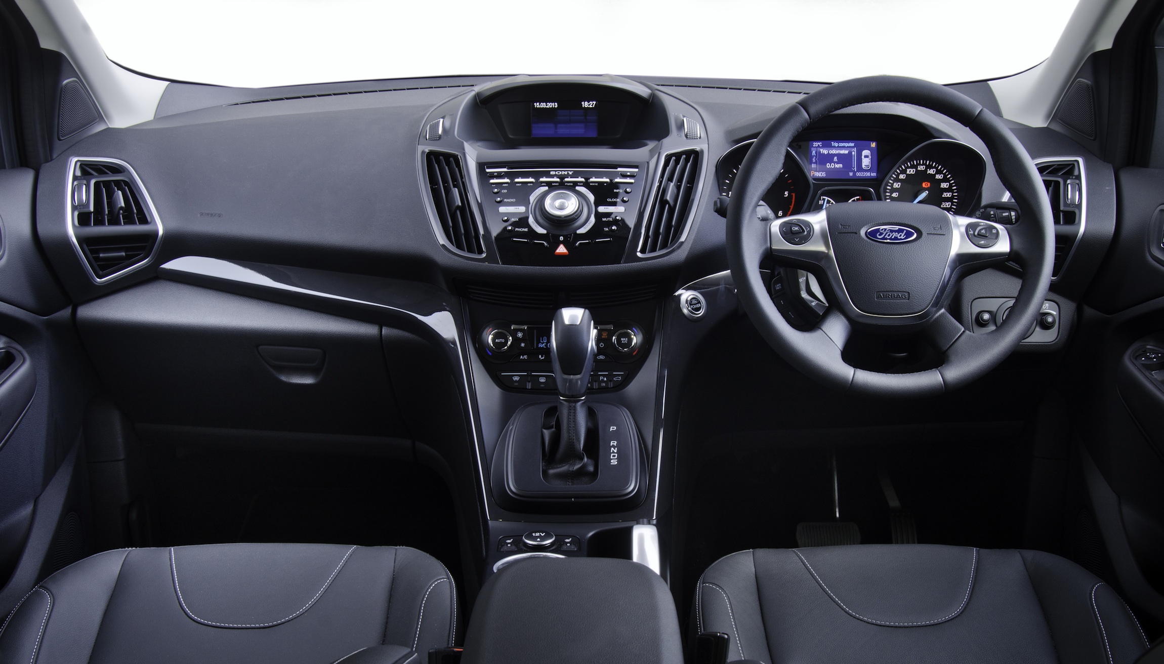 2013 Ford Kuga: pricing and specifications - Photos