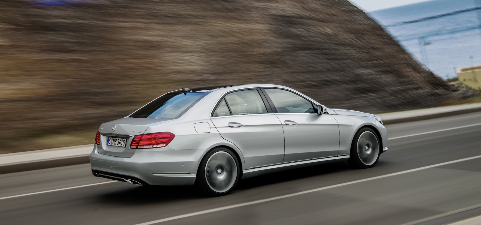 Mercedes-Benz E-Class pricing and specifications - Photos (1 of 8)