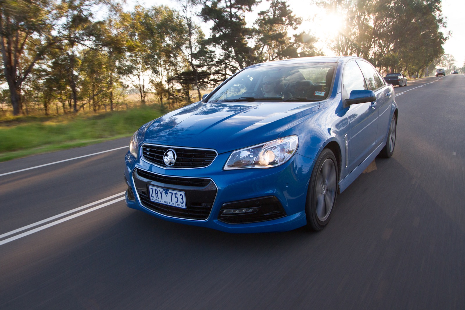 Ford xr6 vs aurion #4