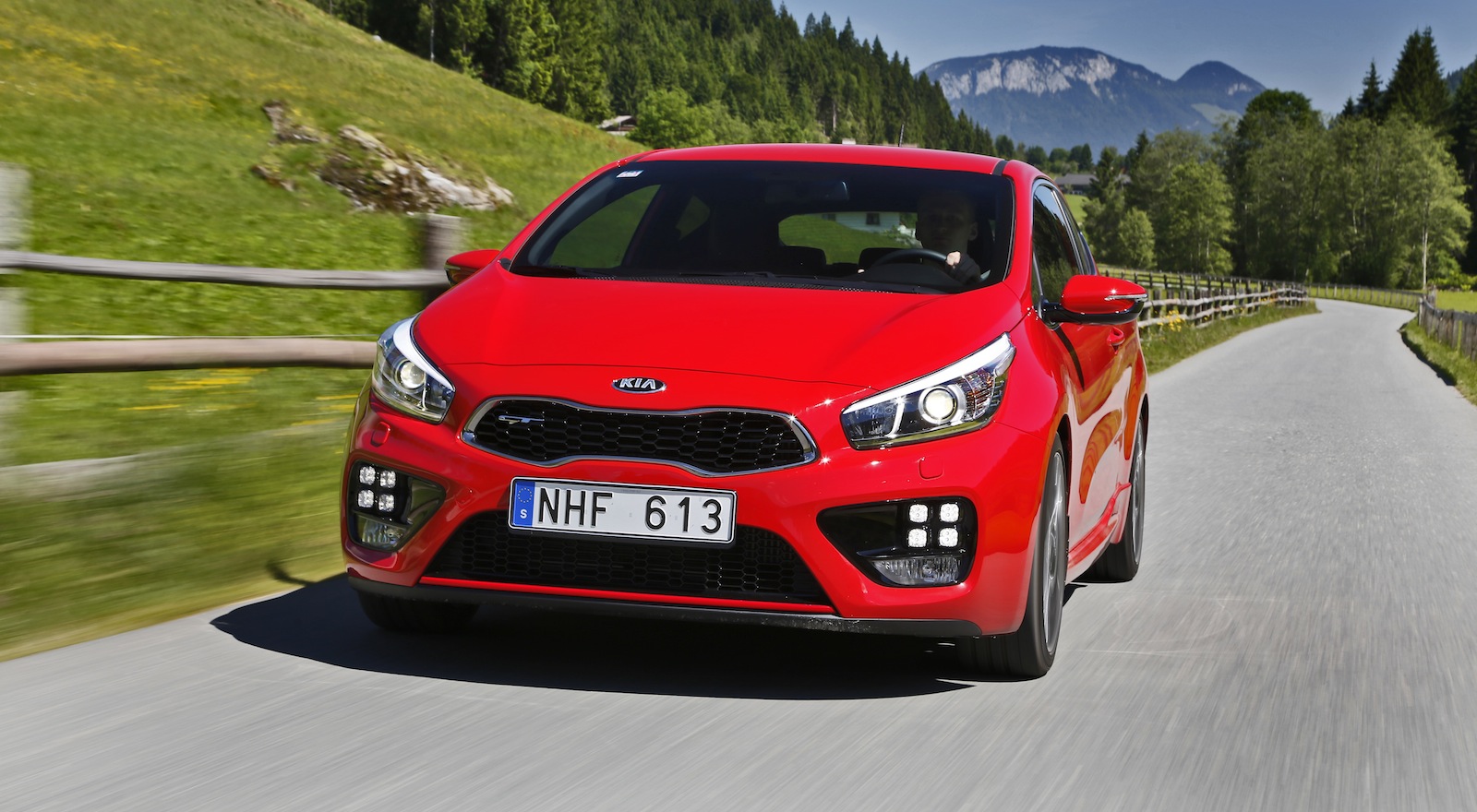Kia Pro_Cee'd GT Review - photos | CarAdvice