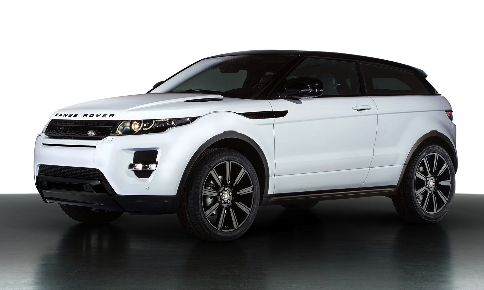 Range Rover Evoque_e: electric research project announced - photos