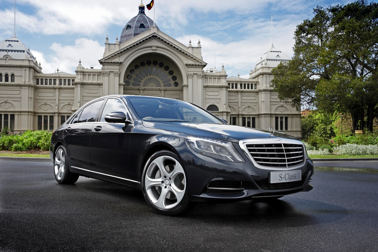 2014 Mercedes-Benz S-Class unveiled in Melbourne - Photos (1 of 6)