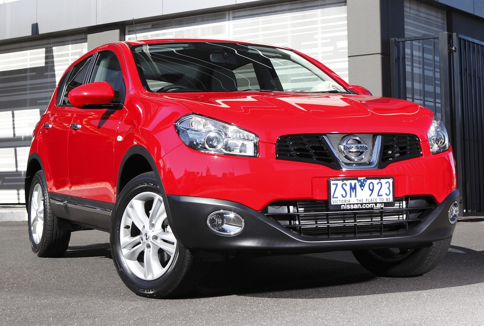 Nissan dualis отличие от nissan qashqai