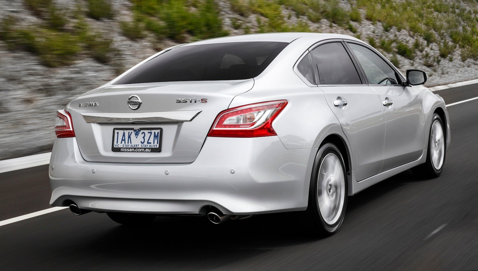 Nissan Altima Review - photos | CarAdvice