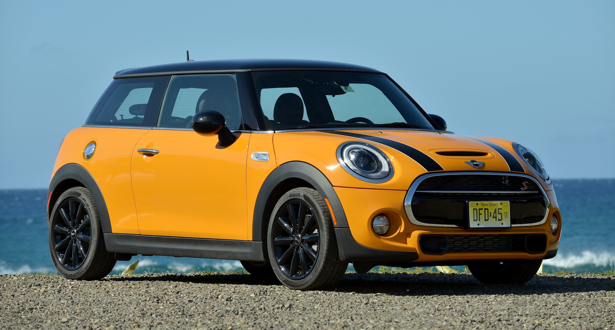 Mini Cooper : third-gen hatch from $26,650 - photos | CarAdvice