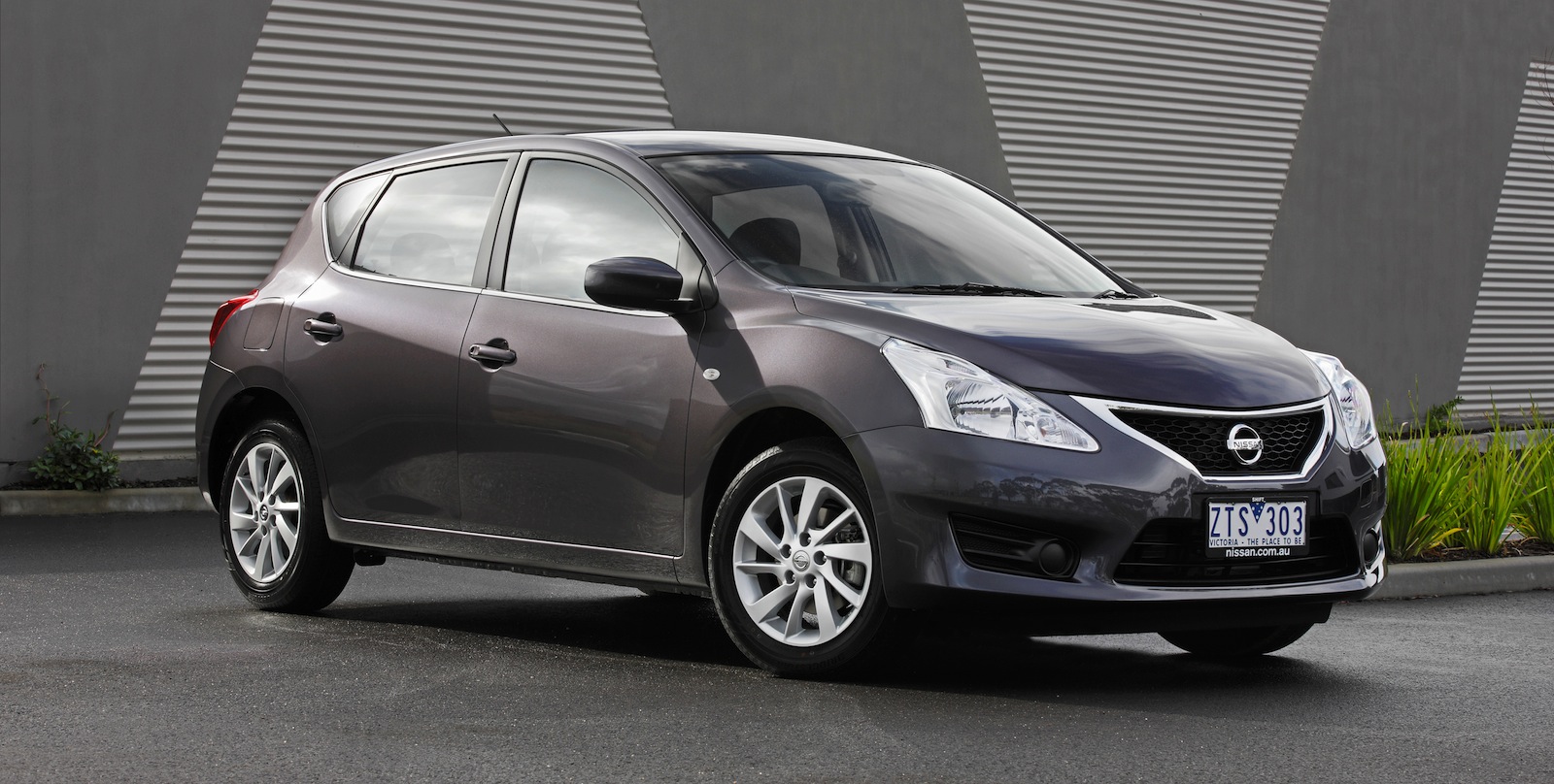 Euro-market Nissan Pulsar unveiled, set to take on ... Euro-market Nissan Pulsar unveiled, set to take on ...