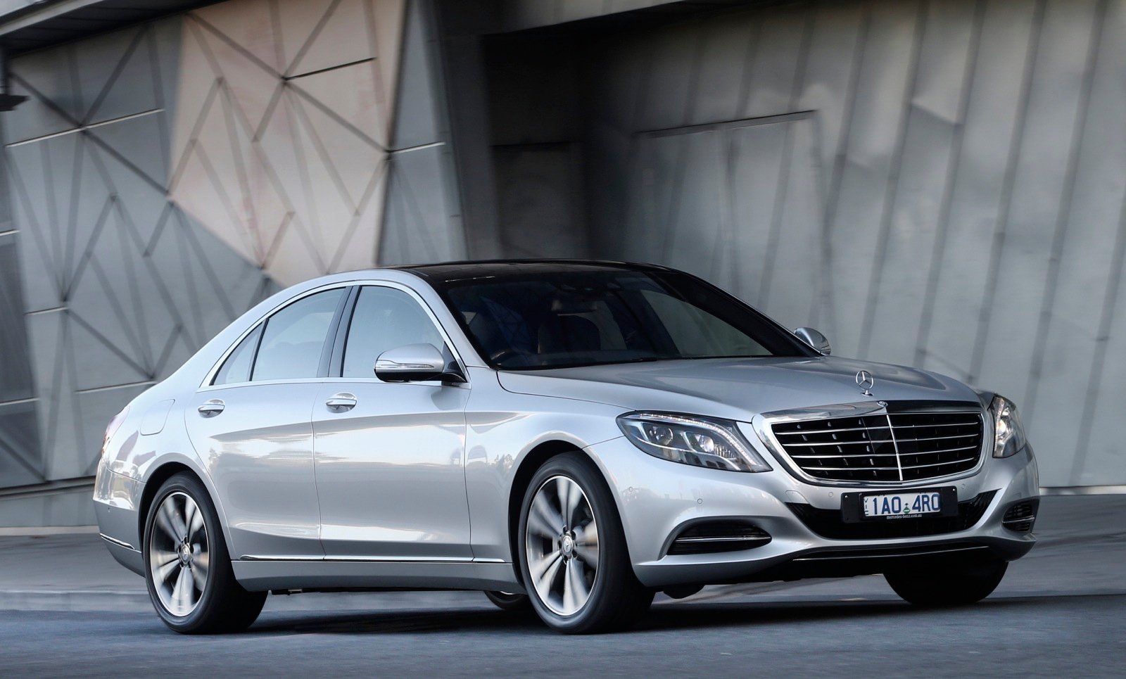 Mercedes-Benz S300 BlueTEC Hybrid Review | CarAdvice