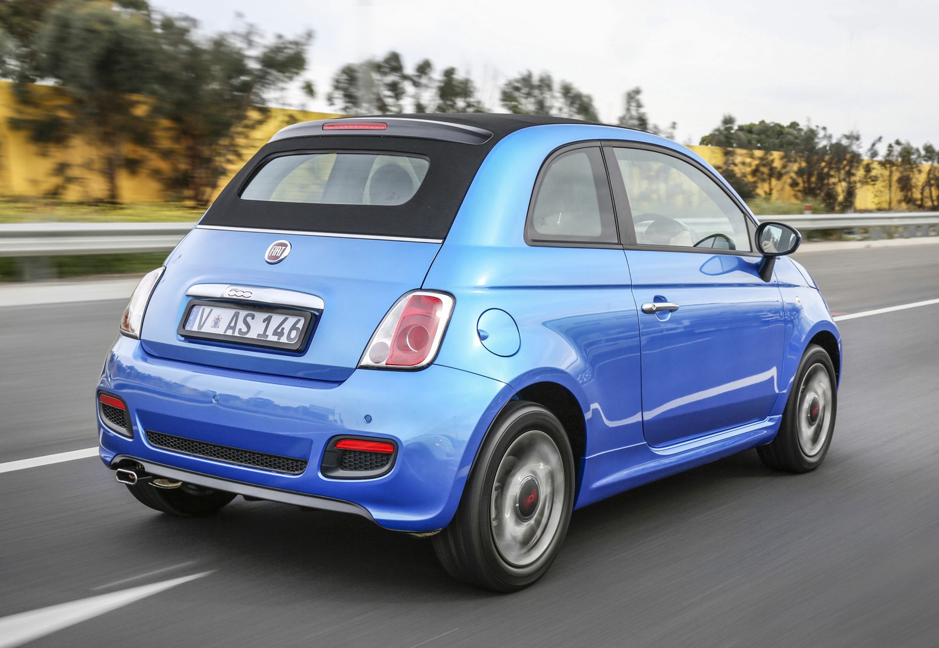 2015 Fiat 500 Review - Photos | CarAdvice