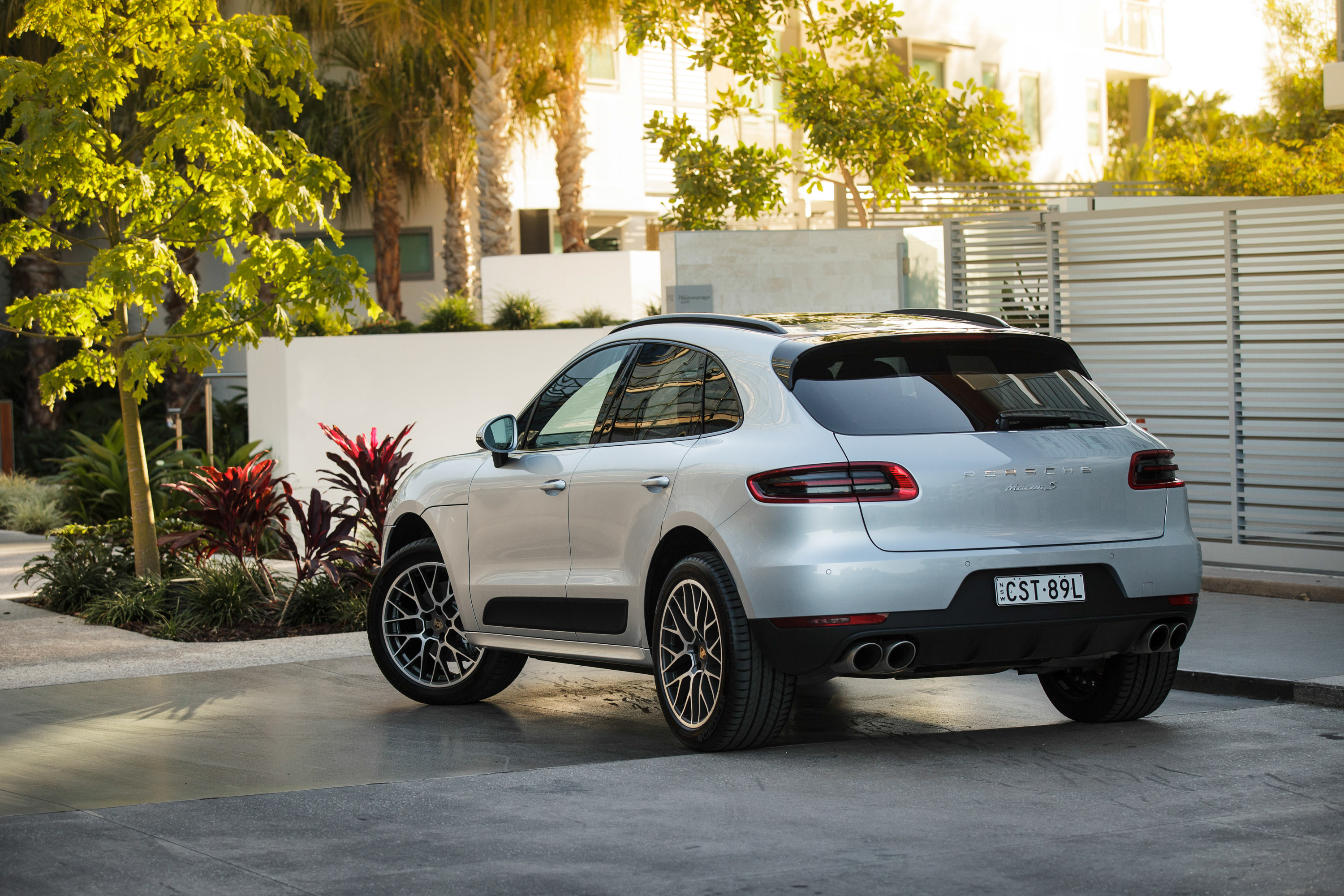 Сравнение porsche macan и bmw x4