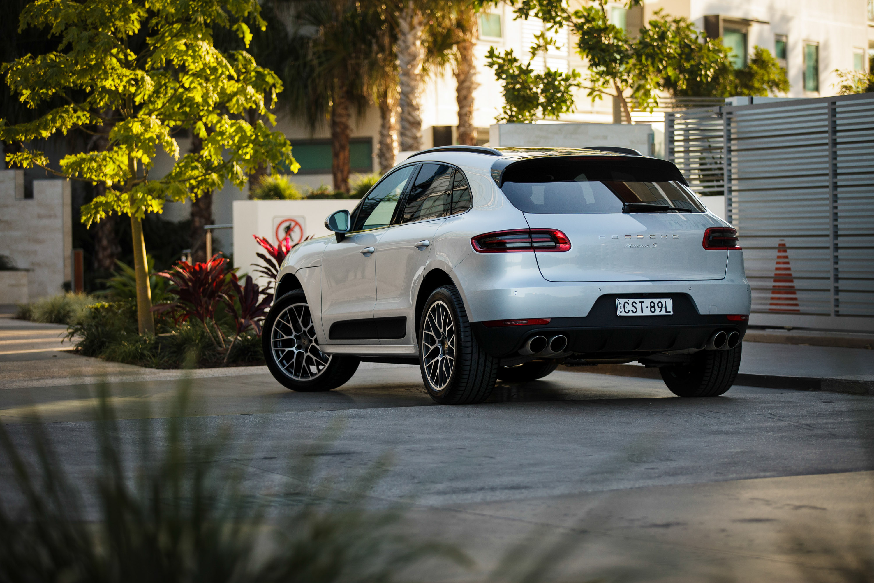 Сравнение porsche macan и bmw x4