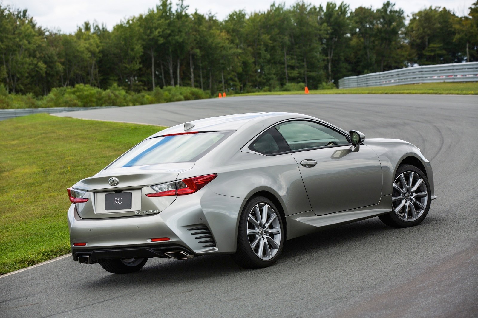 Lexus RC350 Review - photos | CarAdvice