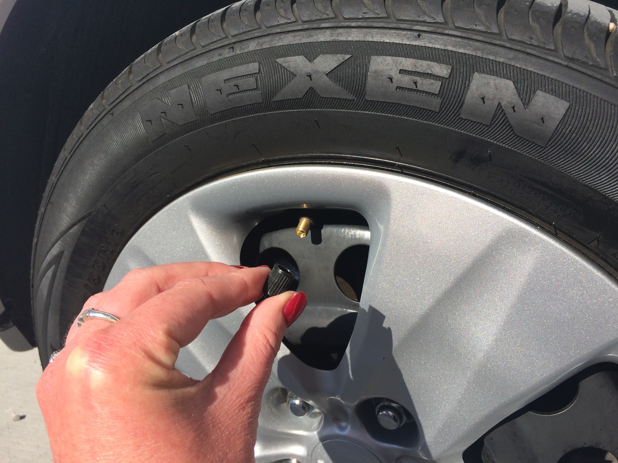 DIY: Tyre Pressure - Photos