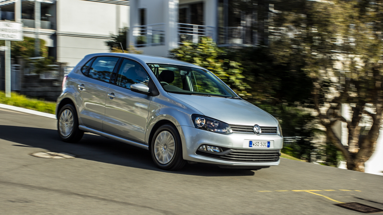 Honda Jazz v Volkswagen Polo : Comparison review - Photos