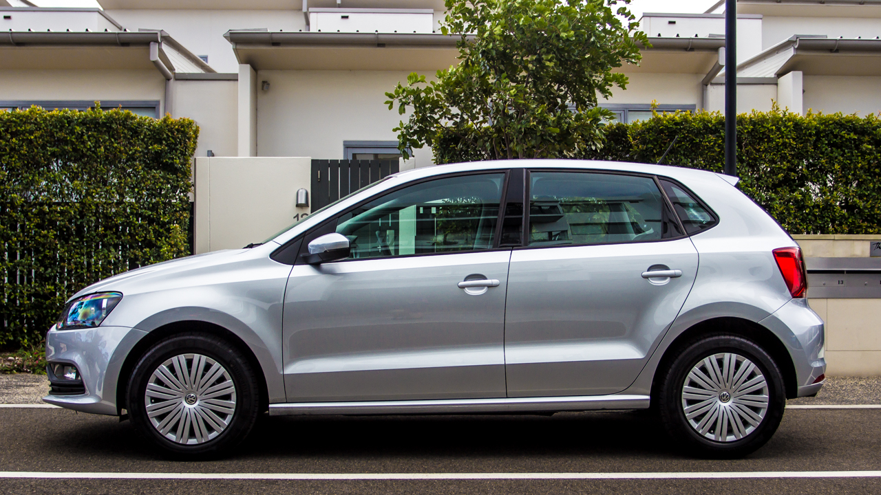 Honda Jazz v Volkswagen Polo : Comparison review - Photos