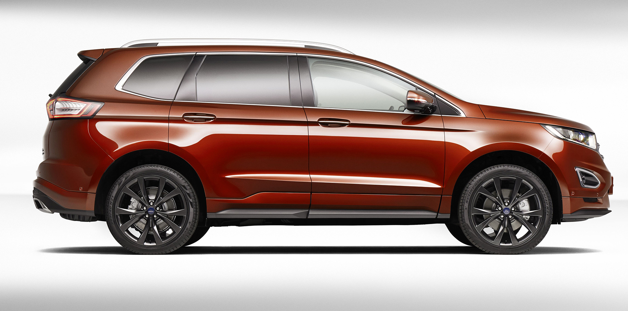 Seven-seat Ford Edge unveiled in China - Photos (1 of 3)