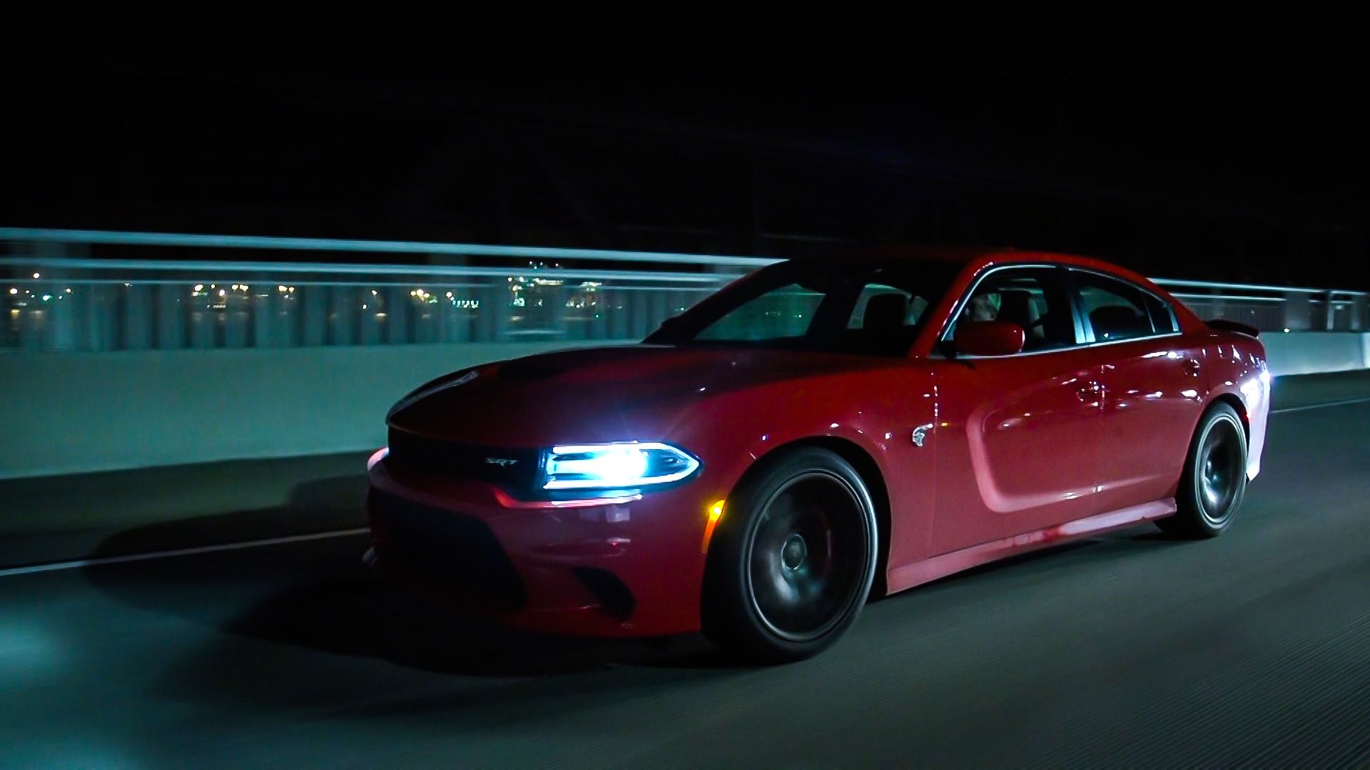 Dodge Hellcat фары