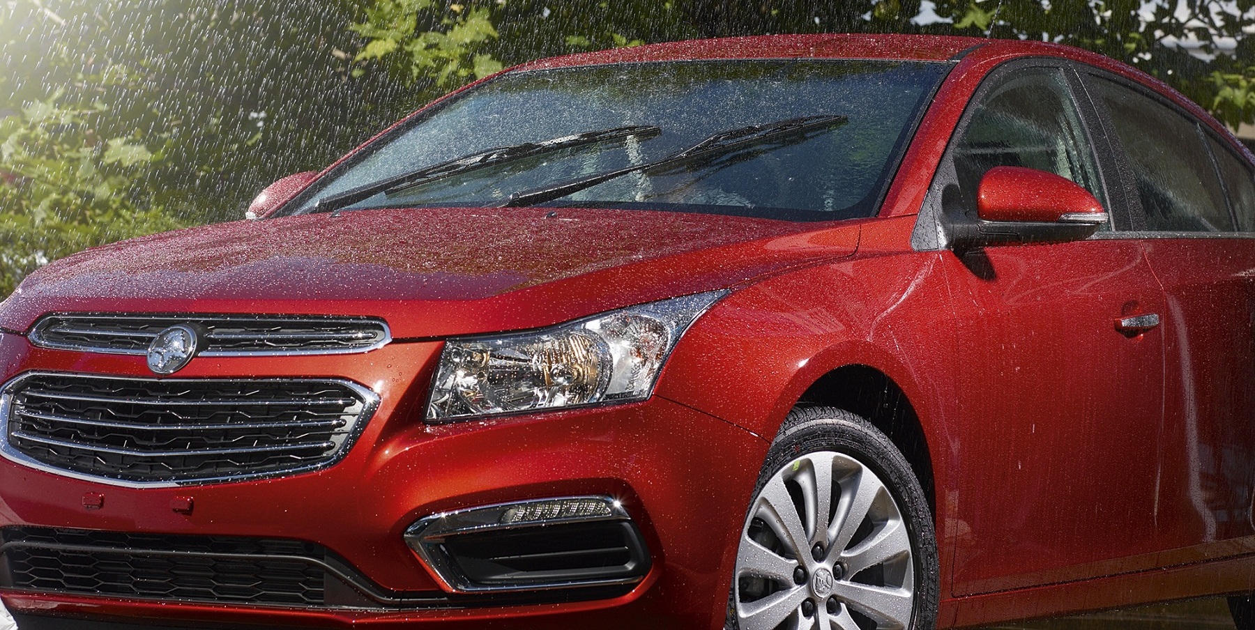 2015 Holden Cruze New face and features for updated model; diesel and