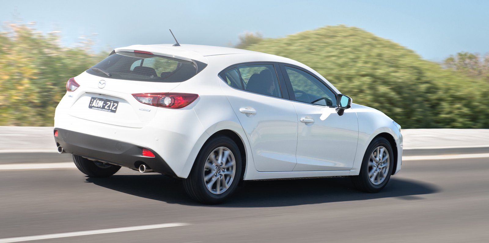 2015 Mazda 3 pricing and specifications : Features up, prices down by ...
