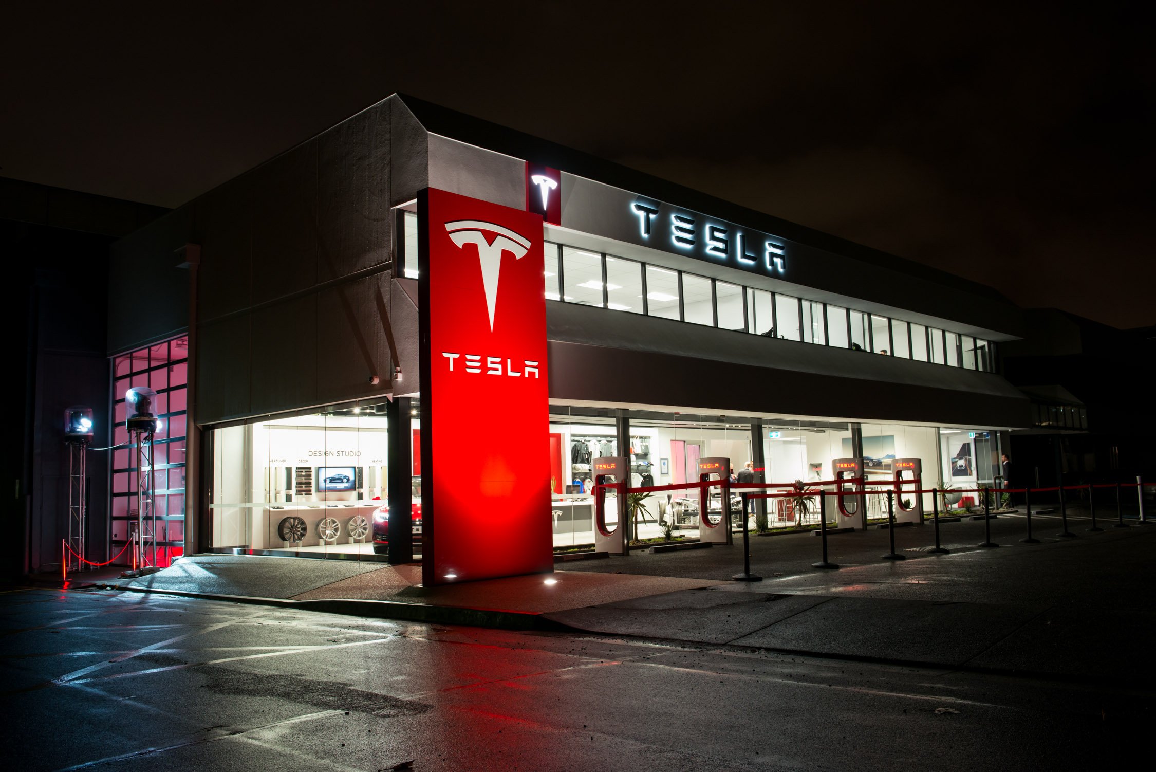 Tesla opens new showroom and service centre in Richmond 