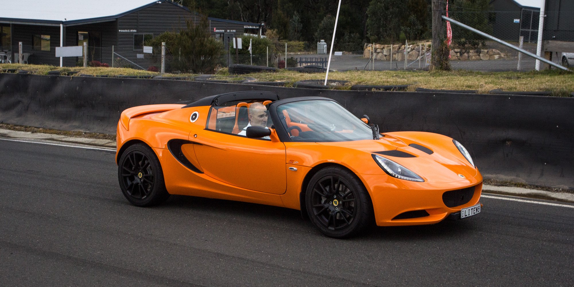 2015 Lotus Elise S Review | CarAdvice - 2000 x 1000 jpeg 424kB