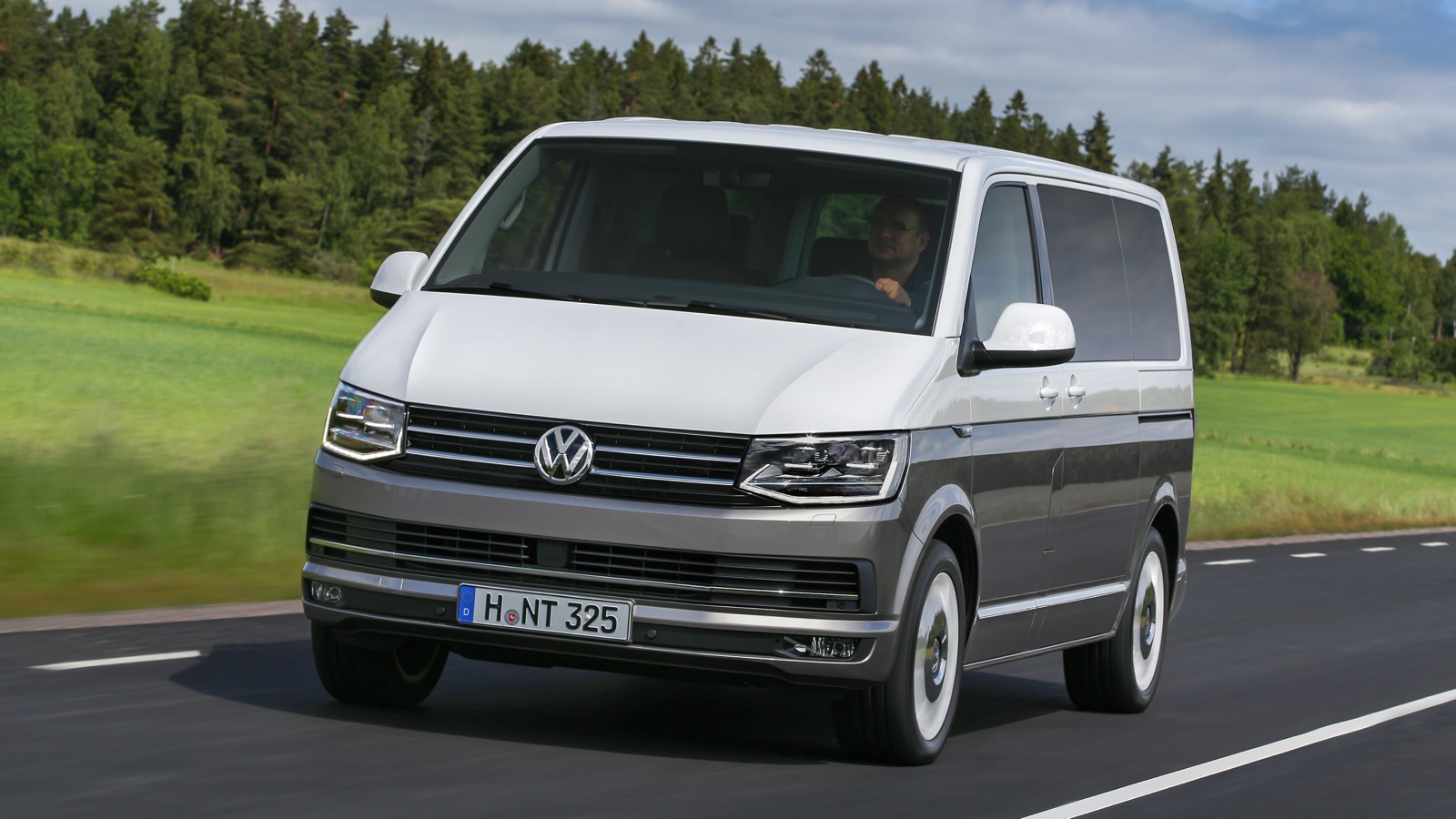 Volkswagen Multivan Generation Six Review - photos | CarAdvice
