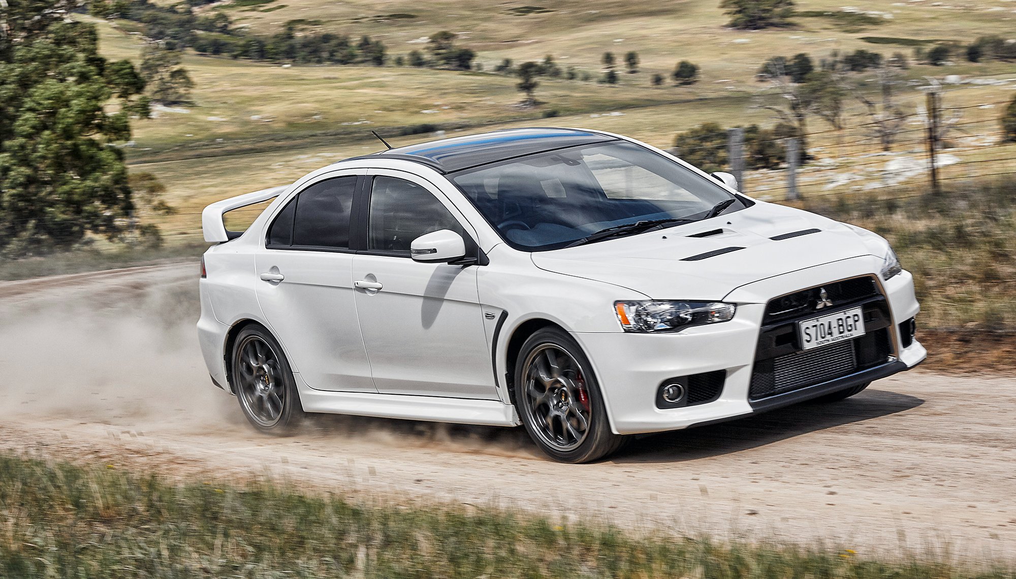 Mitsubishi lancer evolution 2015