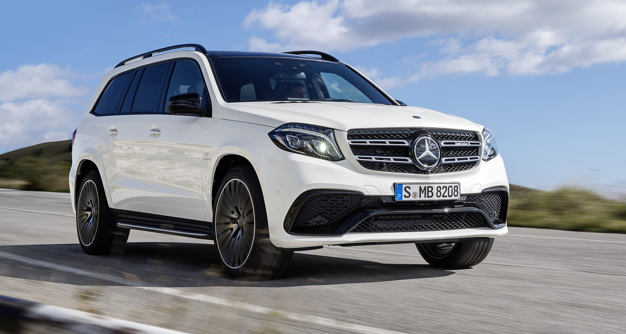 2016_mercedes benz_gls class_mercedes amg gls63_overseas_05